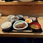 神田 しど - かれい煮付定食