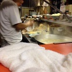 ラーメン富士丸 - 店内（カウンターから）２