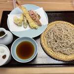 手打蕎麦 久虎 - 【天虎1500円】（白醤油で）の【大盛り400円】（大盛りは1.5倍）