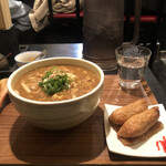 葉隠 - カレーうどん 880円（税込）