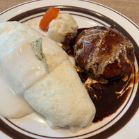 キッチン 大宮 MARK IS みなとみらい店 - 純白オムライス＆大宮特製ハンバーグ
