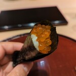 すし 良月 - ウニとイクラの手巻き