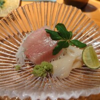 乙女寿司 - ブリとバイガイ