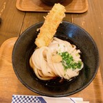 うどん屋 きすけ - 鯛ちくわ天と温泉たまごのぶっかけ　税込850円