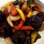 中華 若林 - 肉団子の黒酢炒め