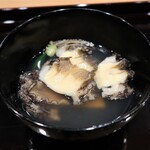 日本料理 珀也 - 椀物：蝦夷アワビの蒸し煮