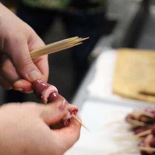 新鮮な朝引き鶏を一本一本丁寧に