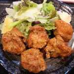 takujouremonsawa-andohaibo-ruyakitoritabehoudaikampaigohyakusakaba - 若鶏の唐揚げ