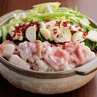 Hakata agodashi soy sauce-based soup that soaks into your body ~ Motsu-nabe (Offal hotpot) ~