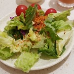海底撈火鍋 - サラダのアップ