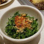 海底撈火鍋 - パクチーのアップ