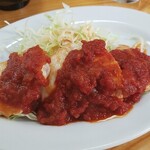 キッチンサン - チキンソテーのアップ