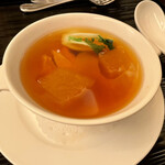 中国料理 カリュウ(ヨコハマ グランド インターコンチネンタル ホテル) - 魚コラーゲンと信玄どり蒸しスープ　カリュウスタイル　2022.11