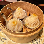 中国料理 カリュウ(ヨコハマ グランド インターコンチネンタル ホテル) - アラカルト　小籠包　2022.11