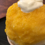 こひる庵 - 小さいながらもちゃんとヨーグルトソースが！手を抜かぬ味見氷