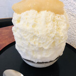 こひる庵 - ぽってりとのせられたりんごあん