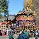 武島家 - 秩父神社の女の神様が武甲山（男の神様）に年に一回逢える愛の逢瀬。
            