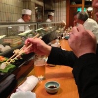 ささだ河庄 - カウンターのみですが、気さくな寿司職人さんがいて一人でも可。