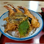 Yanagiya - お昼の天丼セット900円