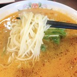 餃子の王将 - 日替わりランチ金曜日
            坦々麺スープ多め