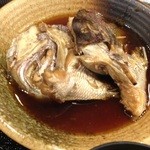 明石の魚処 さかづき - 鯛のアラと言っても身はたっぷりです。