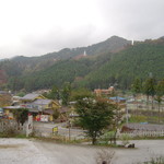 ターニップ - 道を挟んだ前の風景