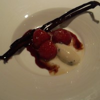 レストラン プランデルブ北鎌倉 - 軽い旬のデザート
