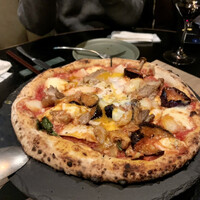 800°DEGREES ARTISAN PIZZERIA - 