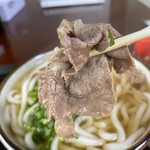 ななしのうどん - ほら〜 良い肉ですよ
            