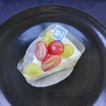 Patisserie hanaemu - 季節のショートケーキ