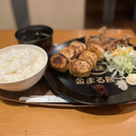 金まる餃子 - 餃子定食