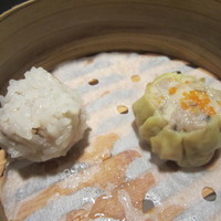 中国料理 龍鳳 - 焼売とモチ米肉団子