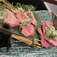 肉匠 牛虎 西中島店 - ねぎタンサンド　ハラミ