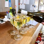 朝めし酒場 ナニコレ食堂 - 