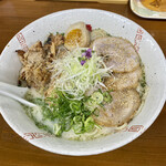 らーめん弥七 - 塩ちゃーしゅー麺+中盛り ¥1140+70