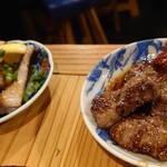 餃子酒場 しゅん - 豚トロとハラミ