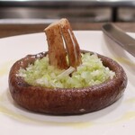 トリワイン ＰＩＫＯＳＨＨＨＵ - どんこしいたけ鉄板焼きセミドライトマトとにんにくパン粉がけ