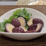 トリワイン ＰＩＫＯＳＨＨＨＵ - うずら卵の赤ワイン漬け