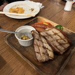 ブッチャーズキッチン - 自家製ベーコン