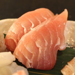 産直海鮮と全国唯一揚げ立て栃尾揚げ あげ屋 - マグロ脳天