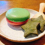 MAISON INCO - マカロン　300円クッキーを付けてくれました！