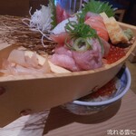 Sushi Sake Saka Na Sugi Tama - 舟盛り丼