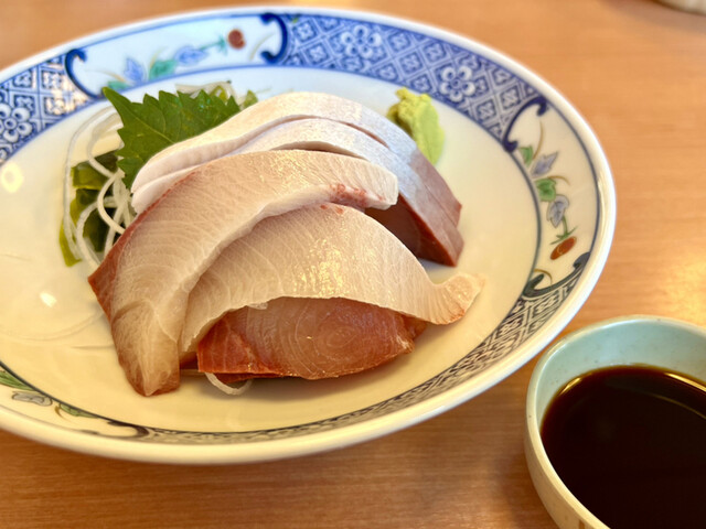 Katsugyo Ryori Binbiya, Naruto, Japan