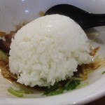 ラーメン人生JET600 - 〆はご飯を投入して混ぜご飯。