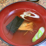 すし徳 - 「海老のお吸い物」も４人分用意してくれました♡