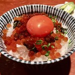 めしの助 - いくら入り卵かけごはん