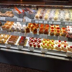 クレール ドゥ リュンヌ 本店