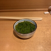 まんてん鮨 日比谷オクロジ店 - 宮城のめかぶ