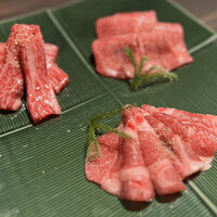 焼肉 銀座コバウ 並木通り店 - 塩焼肉3種
                    上タン、タン下、カルビ