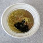 セブンイレブン - 料理写真:わかめ塩ラーメン